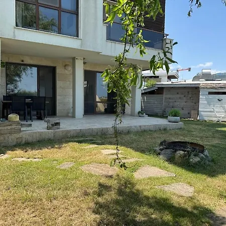 Apolonia Διαμέρισμα *