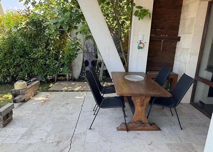 Apolonia アパート *