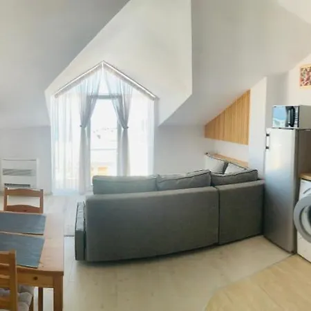 Apolonia Appartement